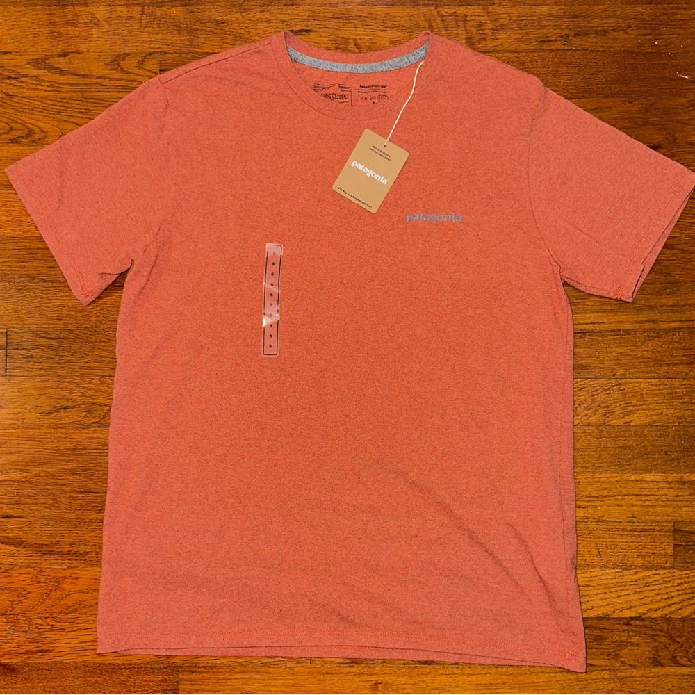 Patagonia Men's Fitz Roy Icon Responsibili-Tee T-Shirt Size Small Mens
